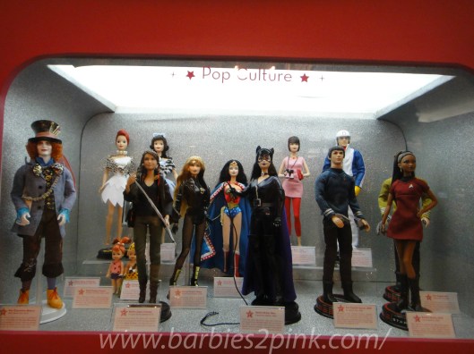 Pop Culture: Chapeleiro Maluco, Flinstones, Jogos Vorazes, Canário Negro, Mulher Maravilha, Mulher Gato, Speed Racer e Star Trek | Foto: Caori