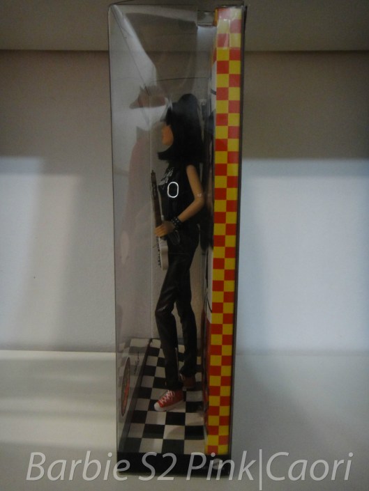 Lateral da caixa | Foto: Caori