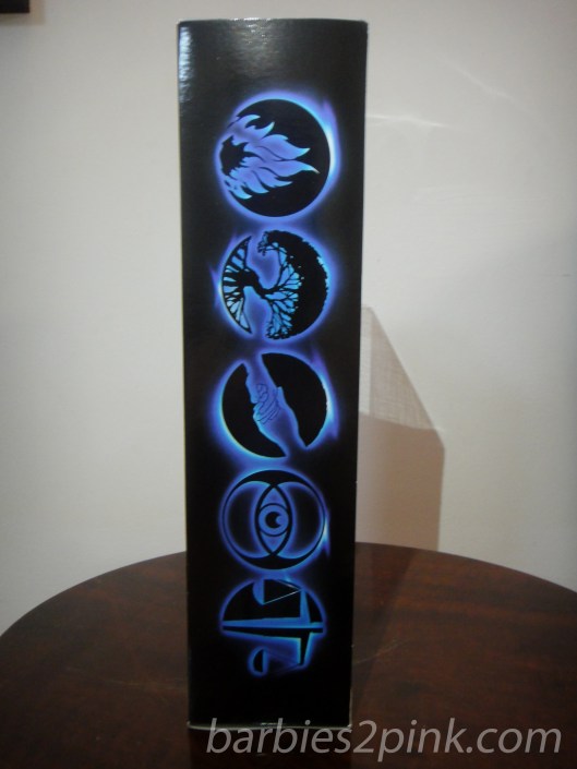 A lateral da caixa | Foto: Caori